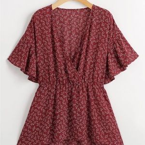 Plus Ditsy Floral Wrap Smock peplum Blouse